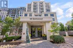 604 - 35 SARANAC BOULEVARD Toronto