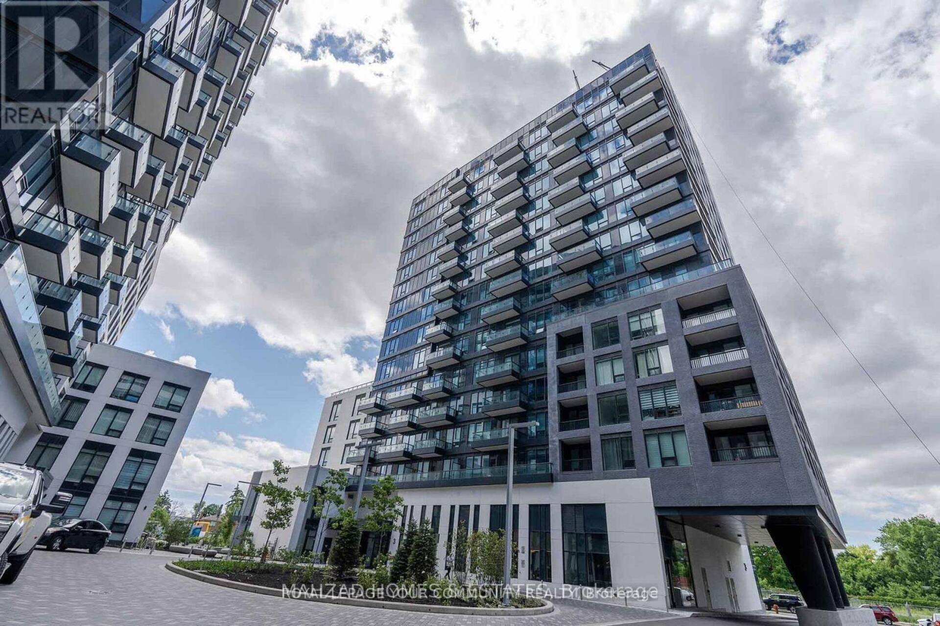 225 - 8868 YONGE STREET Richmond Hill 