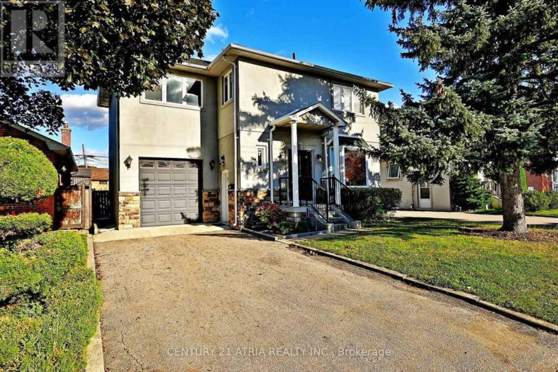 25 CROSLAND DRIVE Toronto