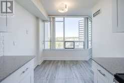 812 - 1101 STEELES AVENUE W Toronto