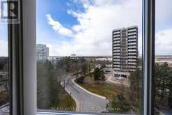 812 - 1101 STEELES AVENUE W Toronto