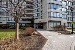 812 - 1101 STEELES AVENUE W Toronto