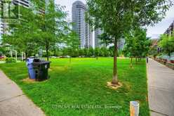 406 - 255 VILLAGE GREEN SQUARE Toronto