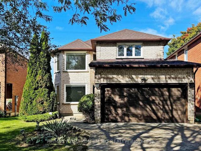 32 PARKLAWN CRESCENT Markham  Ontario