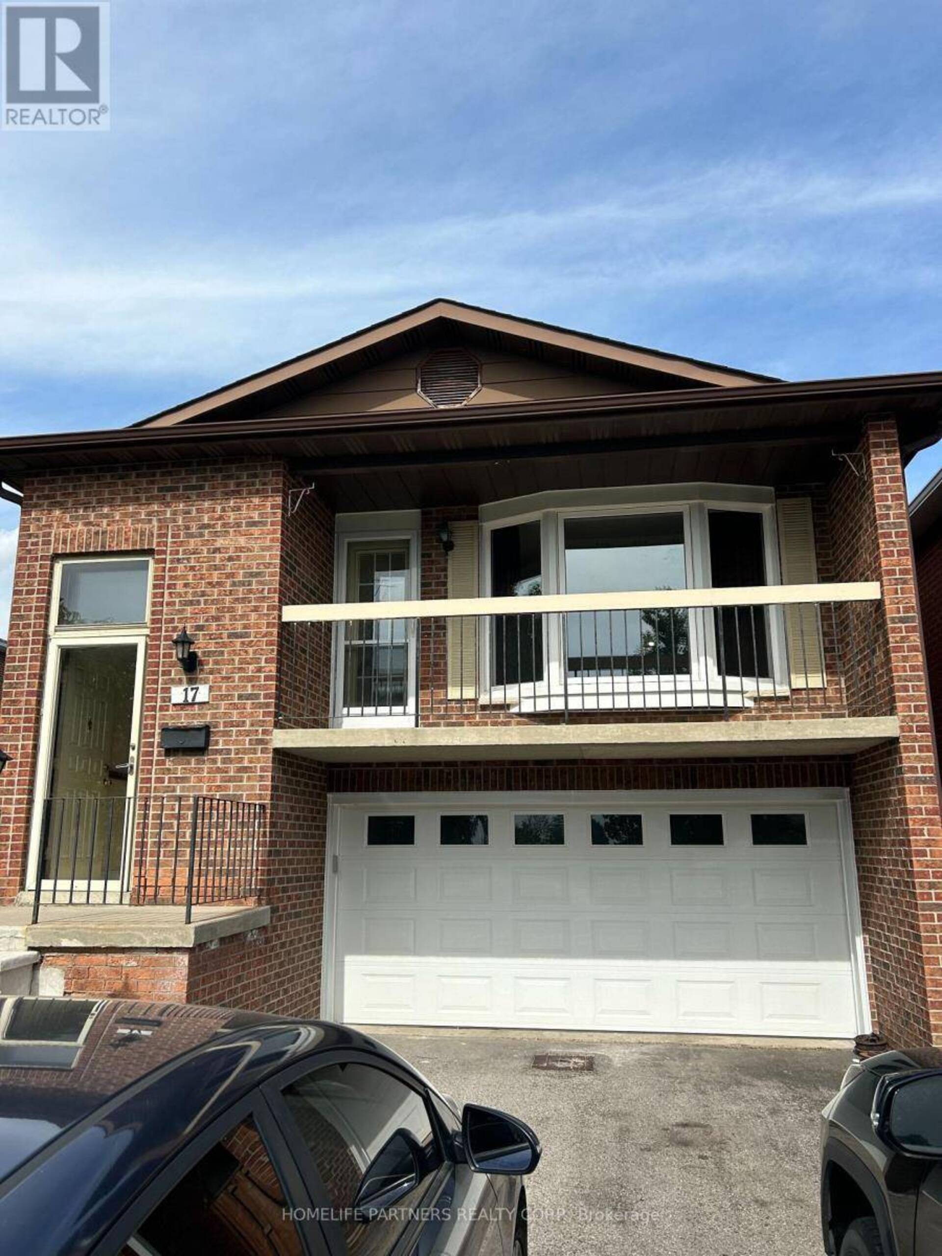 UPPER - 17 ASHBURN CRESCENT Vaughan 