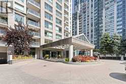 404 - 21 HILLCREST AVENUE Toronto