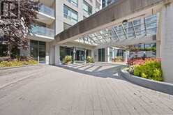 404 - 21 HILLCREST AVENUE Toronto