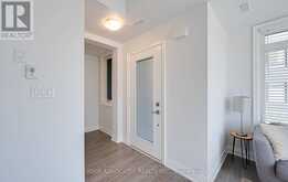 72 - 370C RED MAPLE DRIVE Richmond Hill 