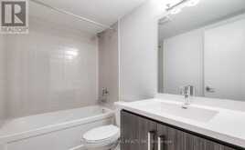 288 - 140 HONEYCRISP CRESCENT Vaughan 