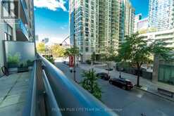 203 - 19 GRAND TRUNK CRESCENT Toronto