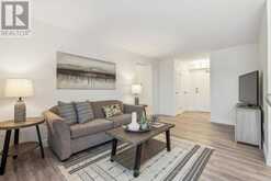 901 - 20 WILLIAM ROE BOULEVARD Newmarket 