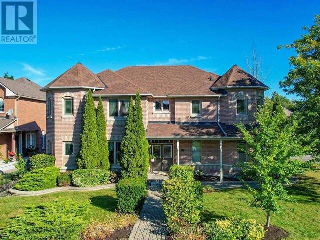 98 BALLYMORE DRIVE Aurora  Ontario