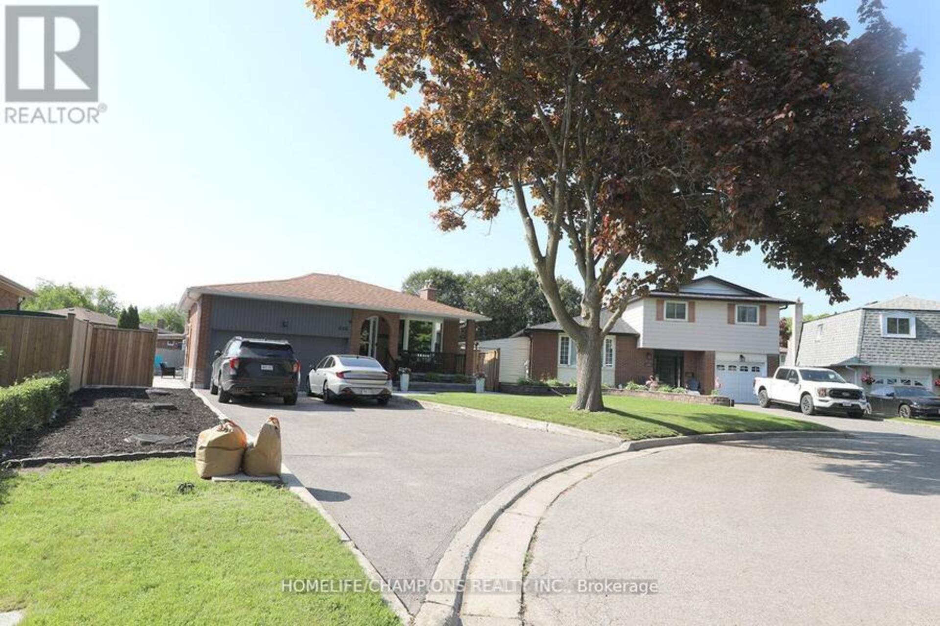 646 CHANCERY COURT Oshawa 