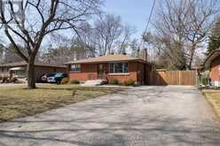 32 COLLINGDON DRIVE Brantford