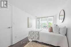 327 - 231 FORT YORK BOULEVARD Toronto