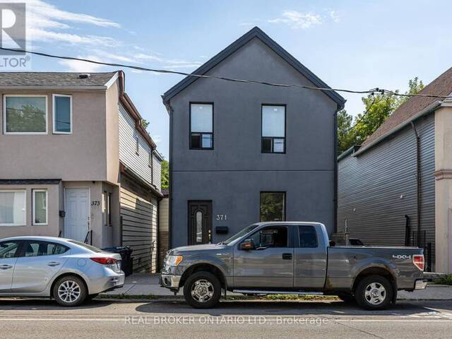 LOWER - 371 JONES AVENUE Toronto Ontario