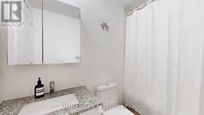 205 - 9618 YONGE STREET Richmond Hill 