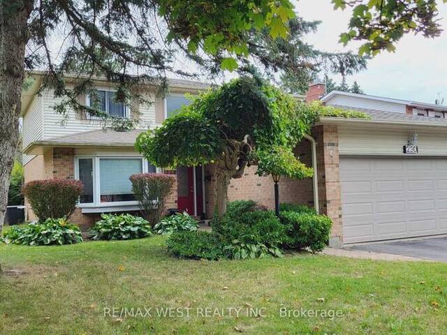 230 BROWNING TRAIL Barrie  Ontario