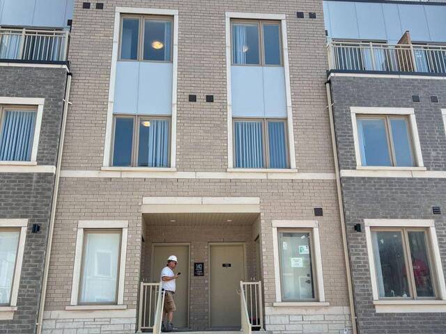 293 - 140 HONEYCRISP CRESCENT Vaughan  Ontario