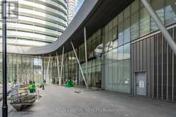 501 - 12 YORK STREET Toronto 