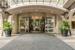 710 - 2045 LAKE SHORE BOULEVARD W Toronto