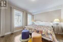 15 - 40 HARGRAVE LANE Toronto