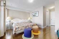 15 - 40 HARGRAVE LANE Toronto