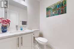 15 - 40 HARGRAVE LANE Toronto