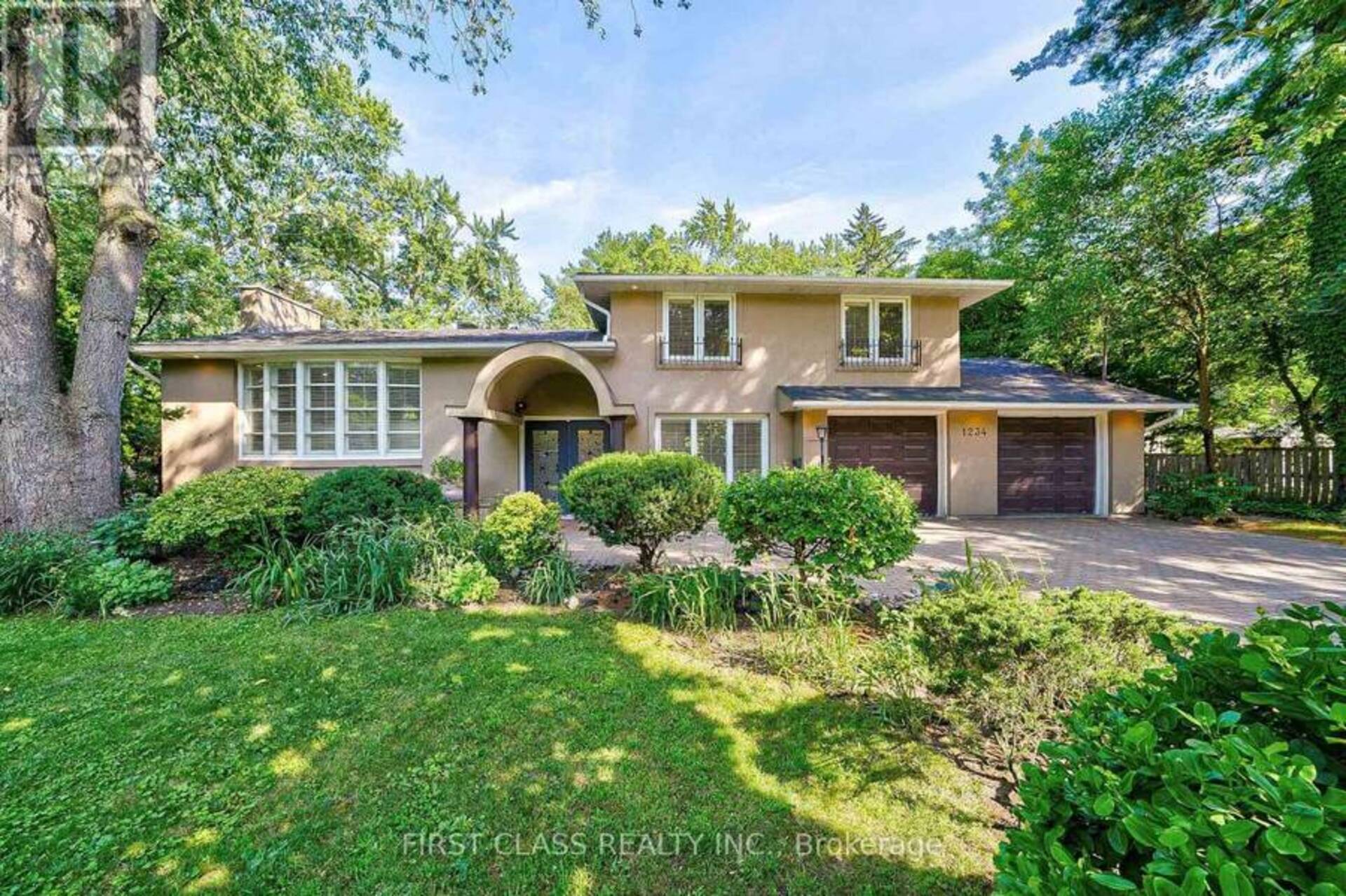 1234 DEVON ROAD Oakville 