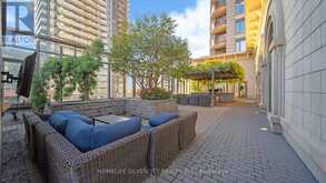 517 - 385 PRINCE OF WALES DRIVE Mississauga