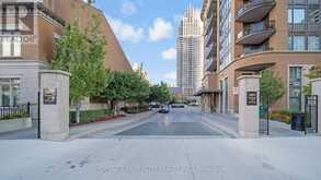 517 - 385 PRINCE OF WALES DRIVE Mississauga