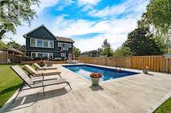 22 MITCHELL DRIVE Whitchurch-Stouffville