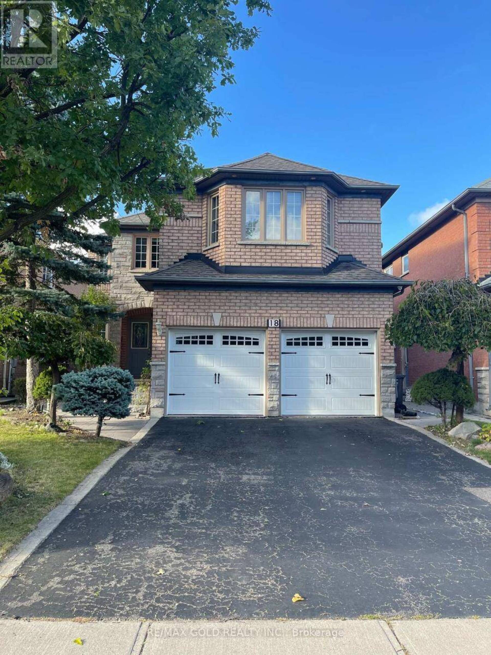 18 MOUNT MCKINLEY BSMT LANE Brampton 