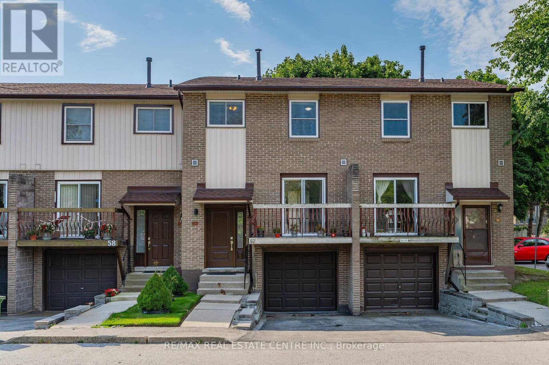 57 - 1115 PARAMOUNT DRIVE Hamilton 