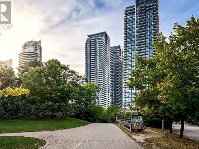 909 - 2212 LAKESHORE BOULEVARD W Toronto Ontario