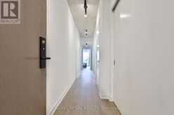 402 - 195 MCCAUL STREET Toronto