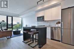 402 - 195 MCCAUL STREET Toronto