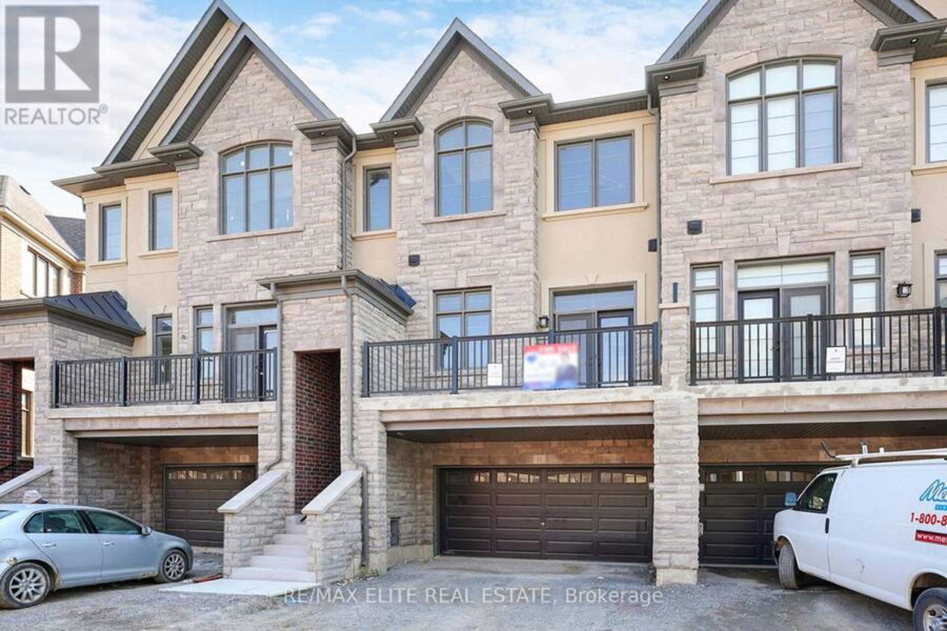 13 WEST VILLAGE LANE Markham