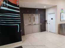 113 - 384 YONGE STREET Toronto 