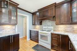 195 ELMWOOD ROAD Oakville 