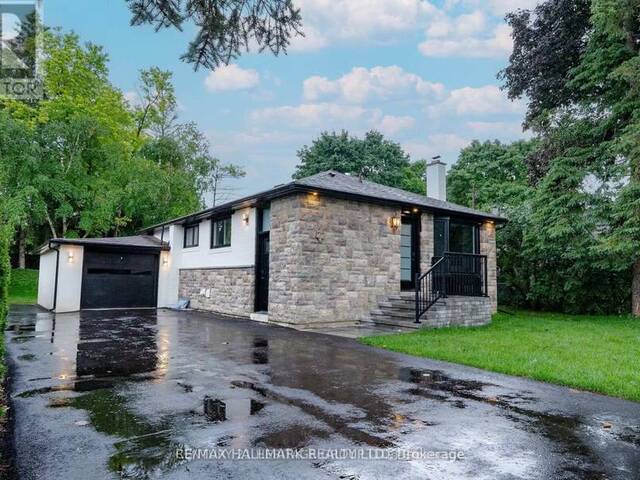 77 RICHARDSON DRIVE Aurora Ontario