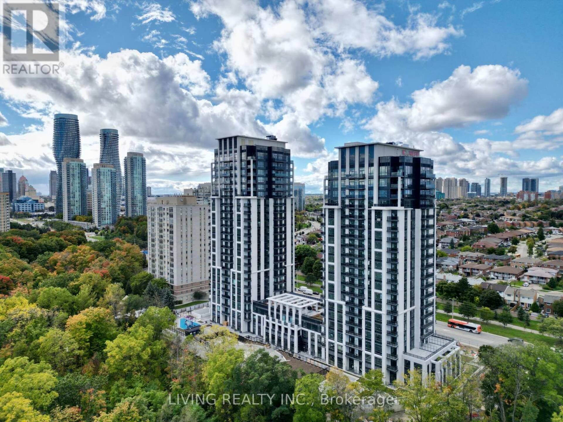 1210 - 202 BURNHAMTHROPE STREET E Mississauga