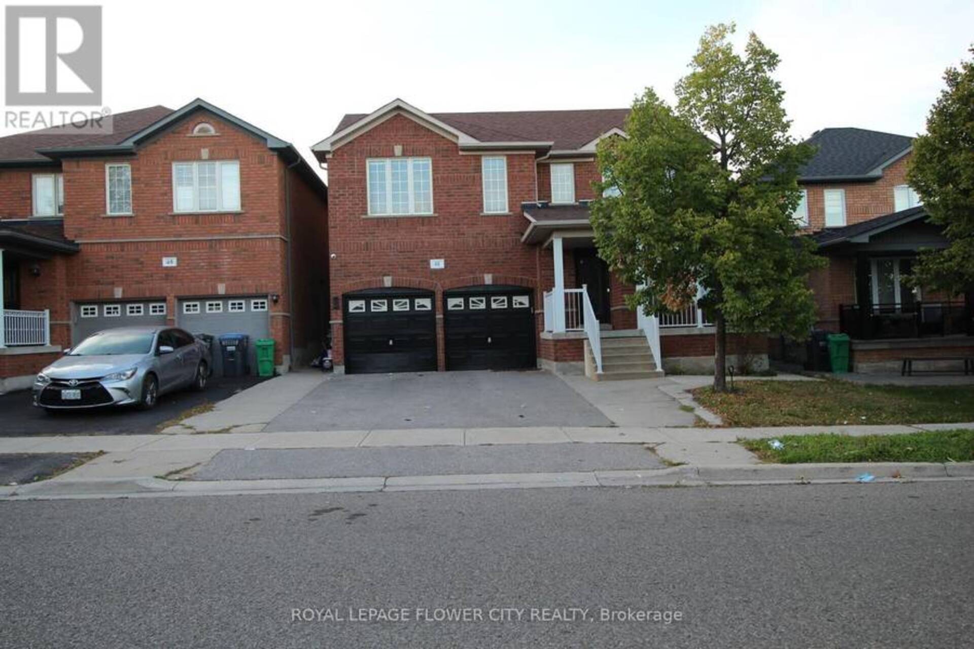 48 FAIRHILL AVENUE Brampton