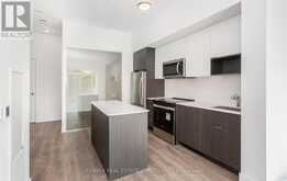 301 - 202 BURNHAMTHORPE ROAD Mississauga