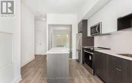 301 - 202 BURNHAMTHORPE ROAD Mississauga