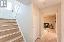 127 CASCADE CIRCLE Richmond Hill 