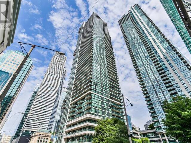 903 - 33 BAY STREET Toronto Ontario