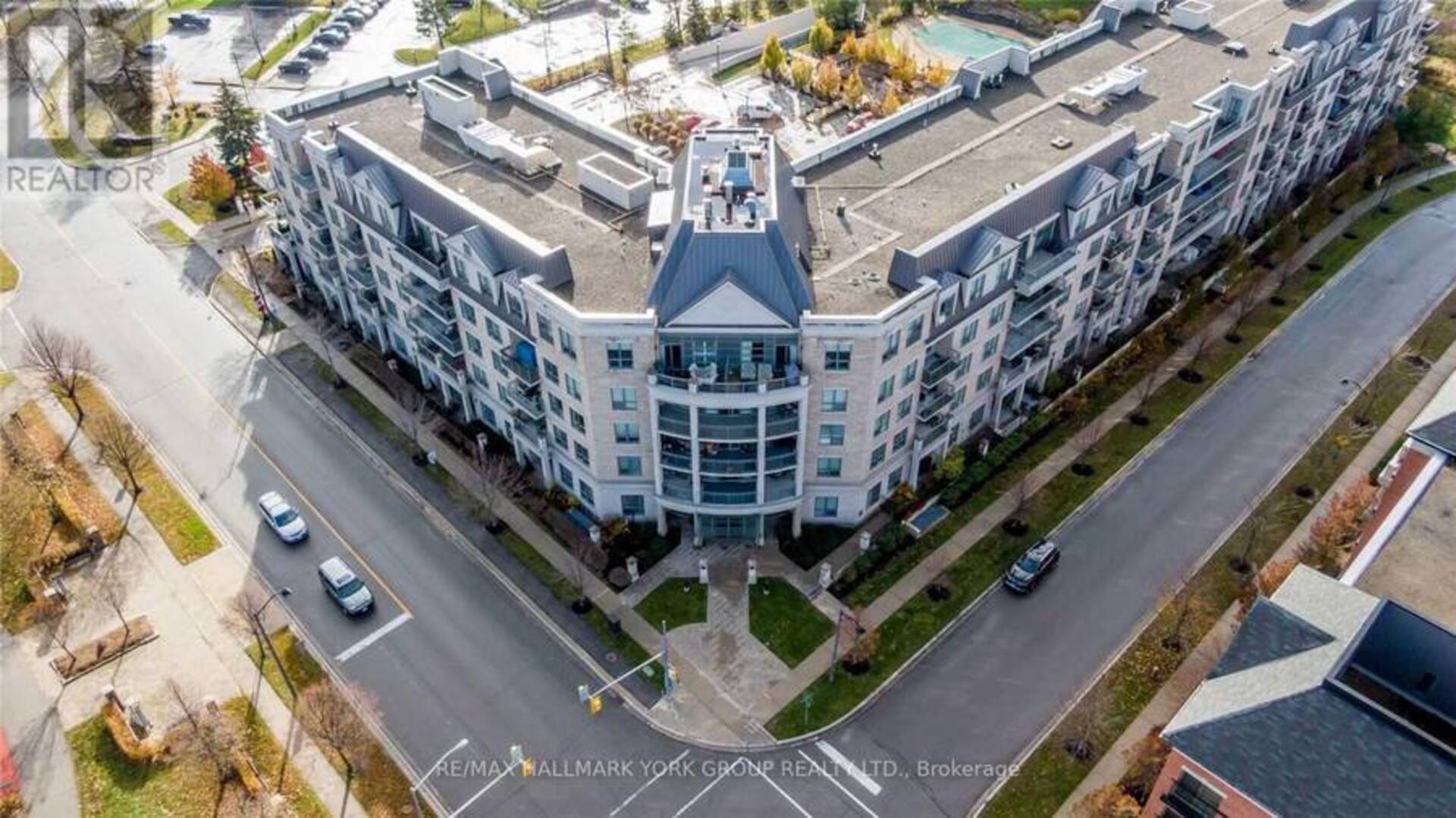 211 - 180 JOHN WEST WAY Aurora 