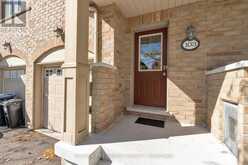 103 CEDAR LAKE CRESCENT S Brampton