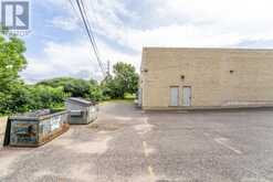 627 FORTINGTON STREET S Renfrew